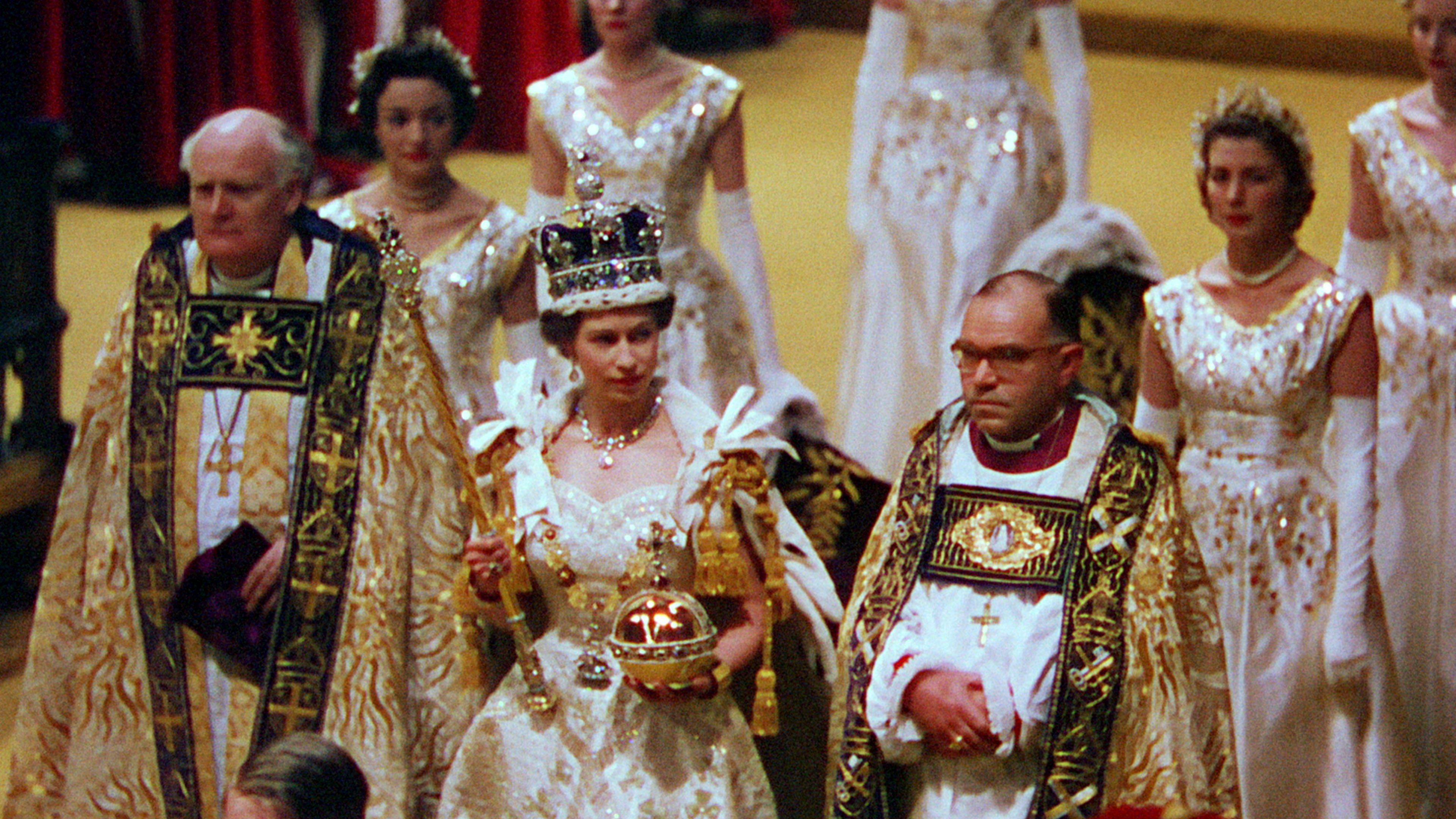Die Krönung: die faszinierende Geschichte der Krone von Königin Elizabeth II