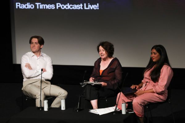 Kit Connor, Jane Garvey und Rhianna Dhillon besuchen den Podcast Live mit Kit Connor während des BFI & Television Festivals im BFI Southbank am 22. Mai 2022 in London, England.