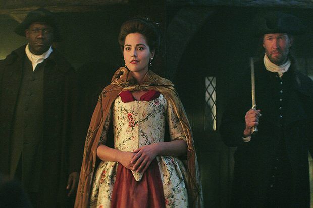 Jenna Coleman als Lady Johanna Constantine