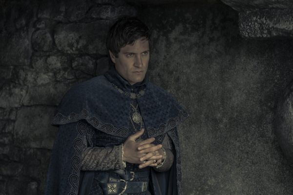 Arty Froushan als Ser Qarl Correy in Haus des Drachen
