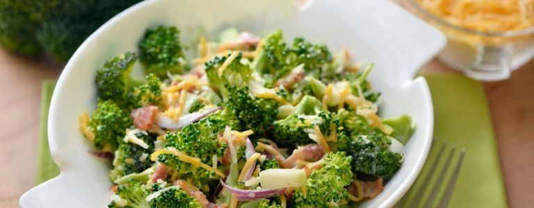 Das perfekte Sommer-Brokkoli-Salat-Rezept