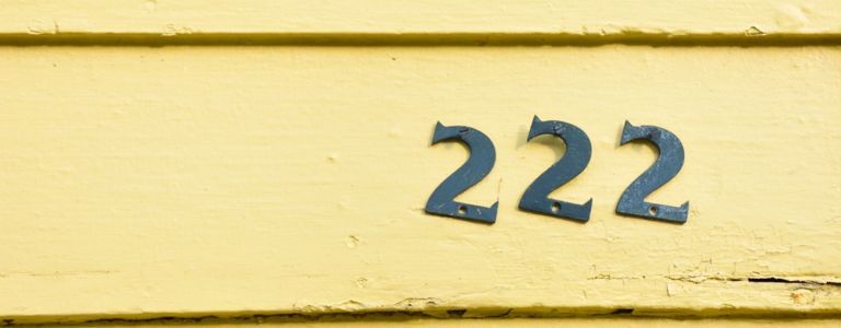 Was ist die göttliche Bedeutung von Engel Nummer 222 oder 2222?