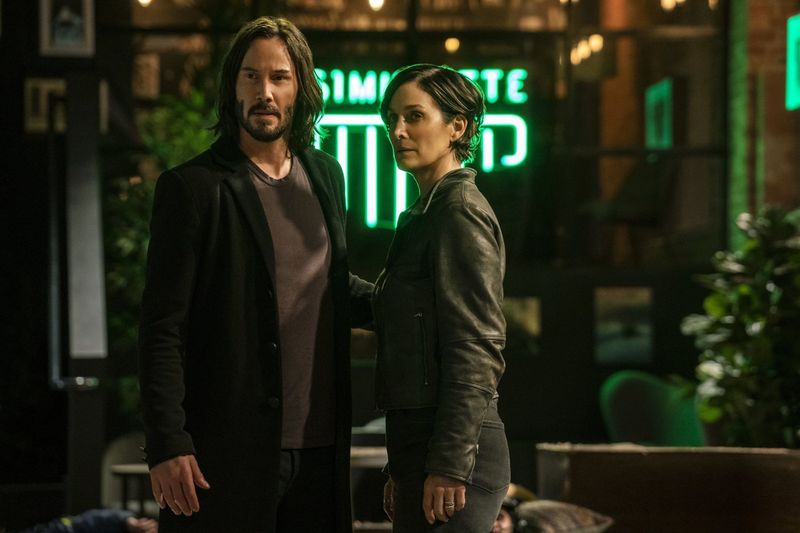 Keanu Reeves und Carrie-Ann Moss kehren in „Matrix Resurrections“ zurück