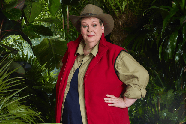 Anne Hegerty wird von I'm a Celebrity abgewählt – und verrät, dass sie am ersten Tag versucht hat, den Dschungel zu verlassen