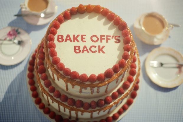 Great British Bake Off kommt in Kürze, da der Teaser die Nation auf der hektischen Jagd nach Mehl zeigt