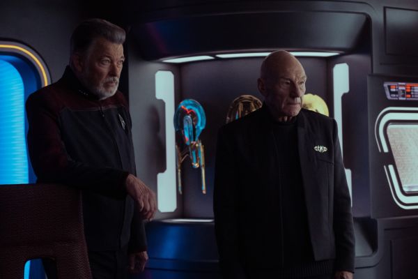 Jonathan Frakes als Riker und Patrick Stewart als Picard in Star Trek: Picard.