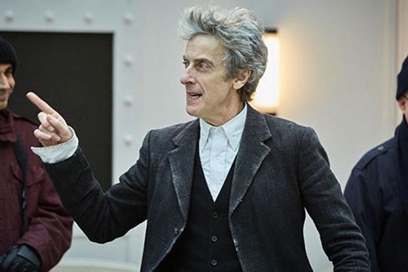 Exklusiv – Peter Capaldi denkt über seinen Abgang von Doctor Who nach, als der Abgang der schönen und erstaunlichen Jodie Whittaker bestätigt ist