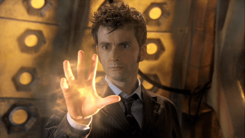 David Tennant beginnt mit der Regeneration in Doctor Who (BBC)