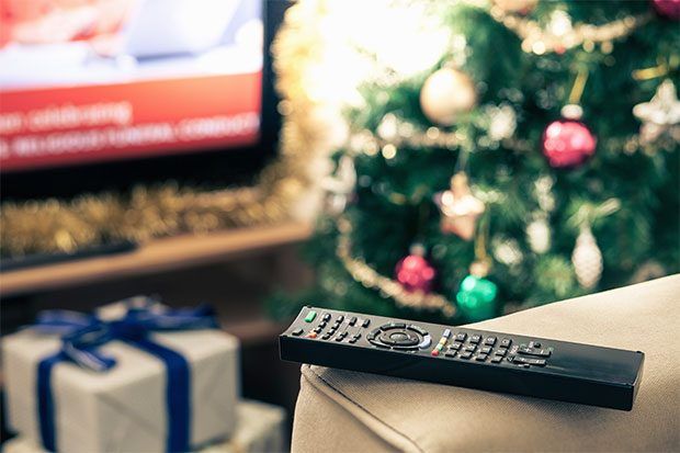 Weihnachts-TV-Deals: Neue Statistiken enthüllen die festlichen Fernsehgewohnheiten in Großbritannien