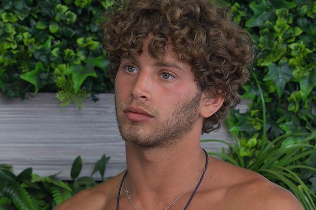 Eyal Booker in Love Island, ITV Pictures, SL